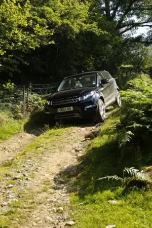 Land Rover Range Rover Evoque nuove foto ufficiali
