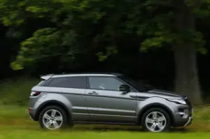Land Rover Range Rover Evoque nuove foto ufficiali