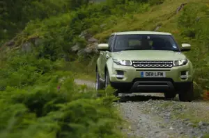 Land Rover Range Rover Evoque nuove foto ufficiali