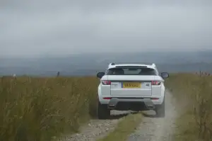 Land Rover Range Rover Evoque nuove foto ufficiali