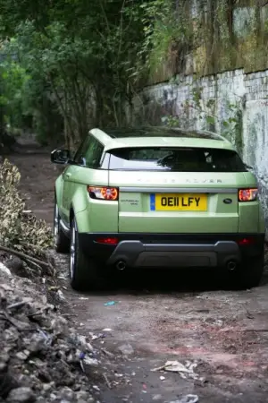 Land Rover Range Rover Evoque nuove foto ufficiali