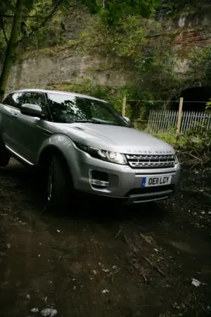 Land Rover Range Rover Evoque nuove foto ufficiali