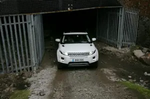 Land Rover Range Rover Evoque nuove foto ufficiali