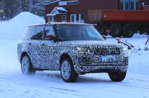 Land Rover Range Rover MY 2018 - Foto spia 21-02-2017