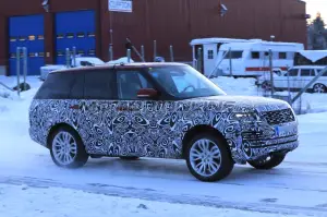 Land Rover Range Rover MY 2018 - Foto spia 21-02-2017
