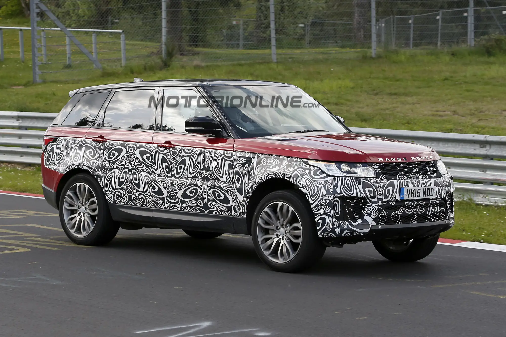 Land Rover Range Rover Sport 2016 - Foto spia 24-05-2016 - 4