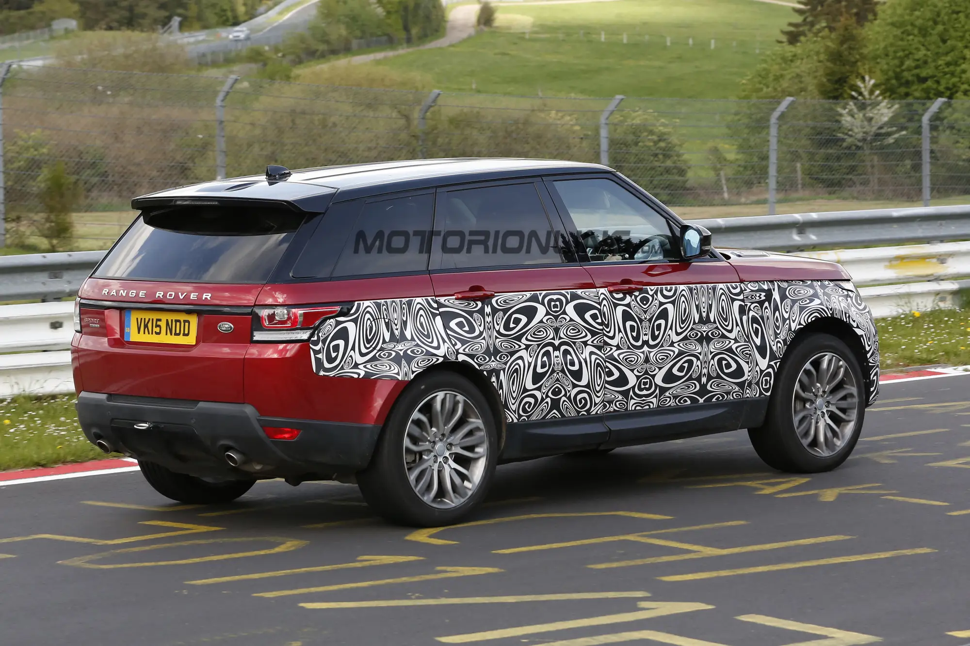 Land Rover Range Rover Sport 2016 - Foto spia 24-05-2016 - 6