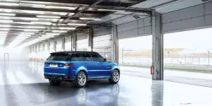 Land Rover Range Rover Sport SVR