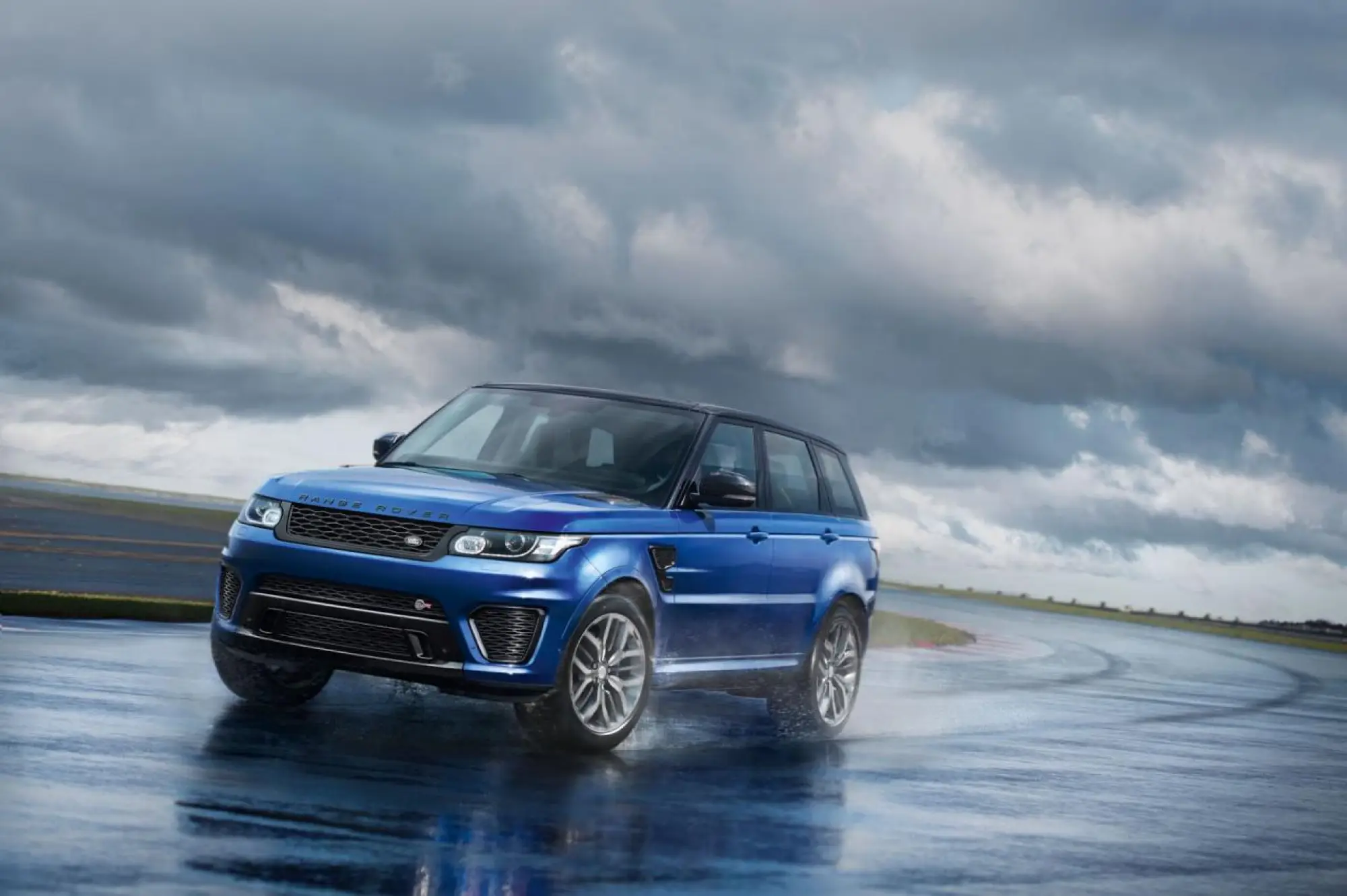 Land Rover Range Rover Sport SVR - 13