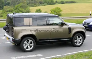 Land Rover V8 2021