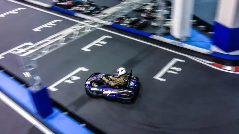 Lario Motorsport Indoor Karting - 12
