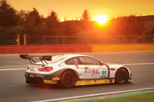 L'artista Cao Fei e la BMW M6 GT3