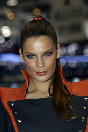 Le ragazze del Salone di Ginevra 2012