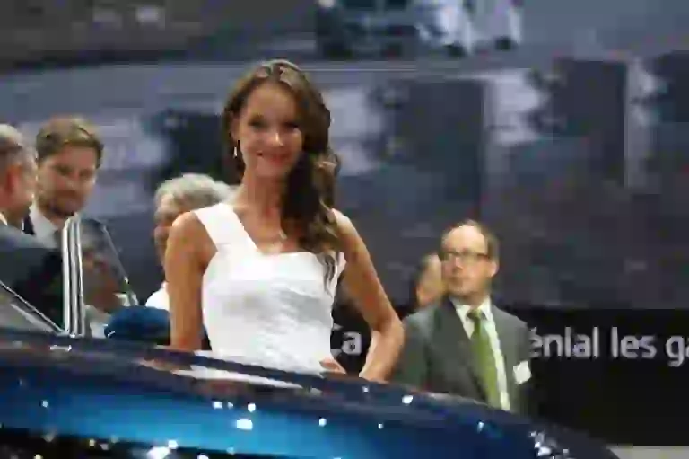 Le Ragazze del Salone - Salone di Parigi 2016 - 29