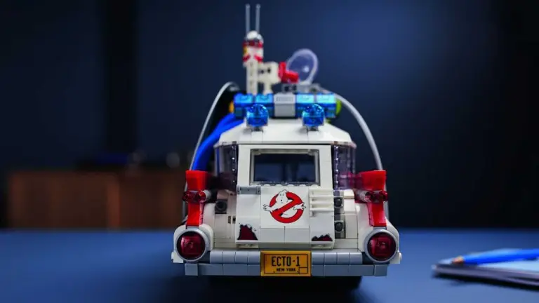 LEGO Ghostbuster ECTO-1 gallery - 6