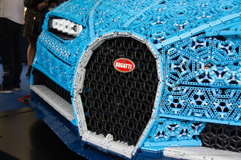 Lego Technic Bugatti Chiron - 29