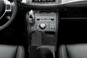 Lexus CT 200h 2011 - 6