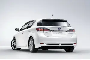 Lexus CT 200h 2011 - 12