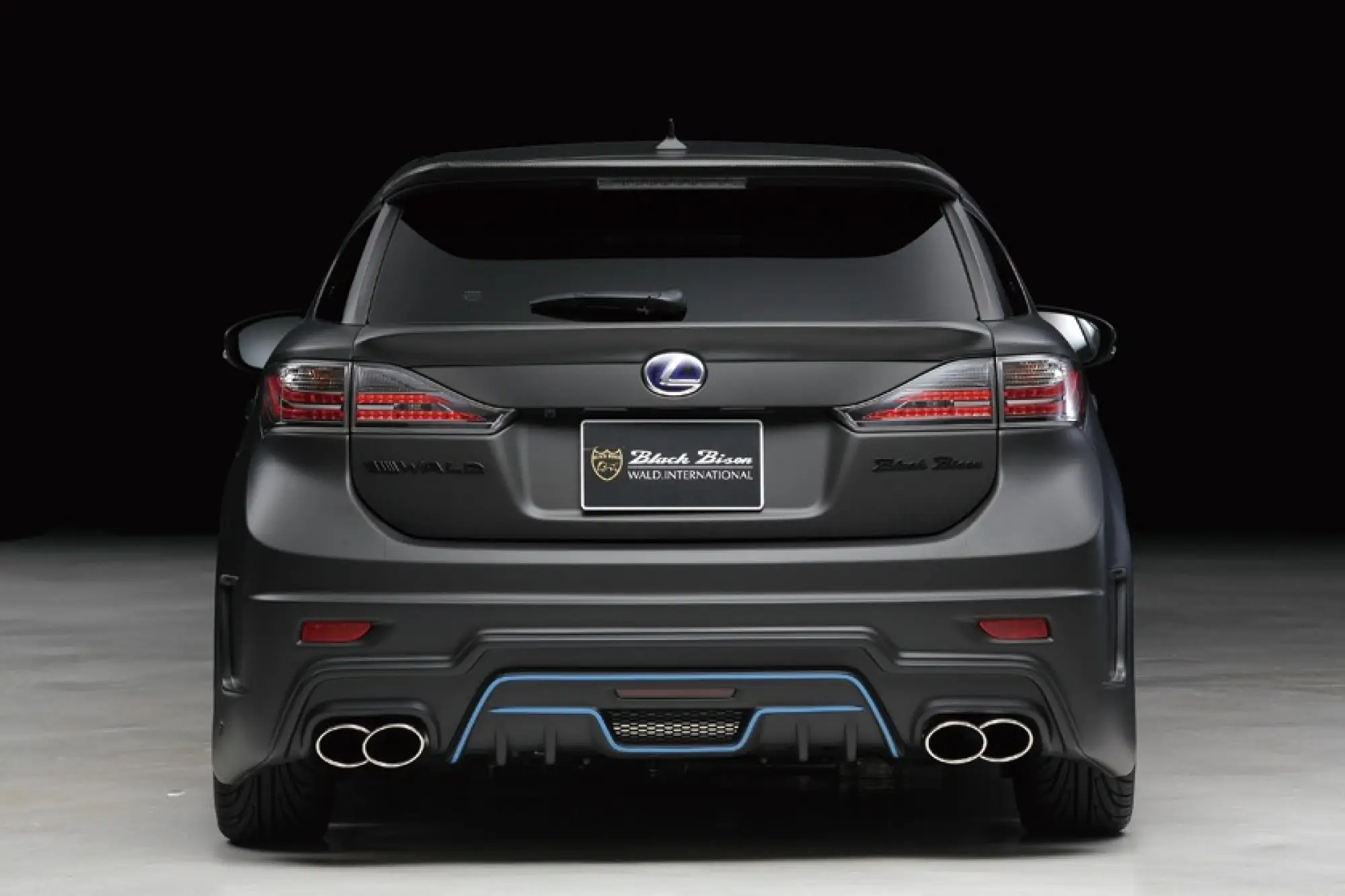 Lexus CT 200h by Wald International - 2