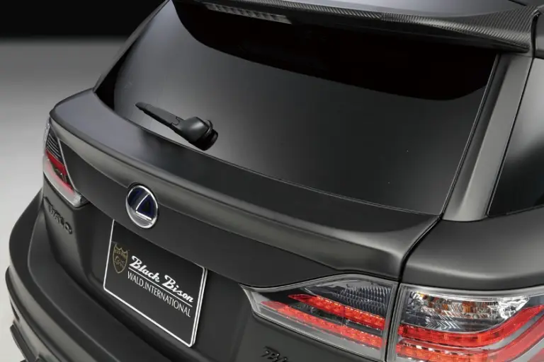 Lexus CT 200h by Wald International - 4