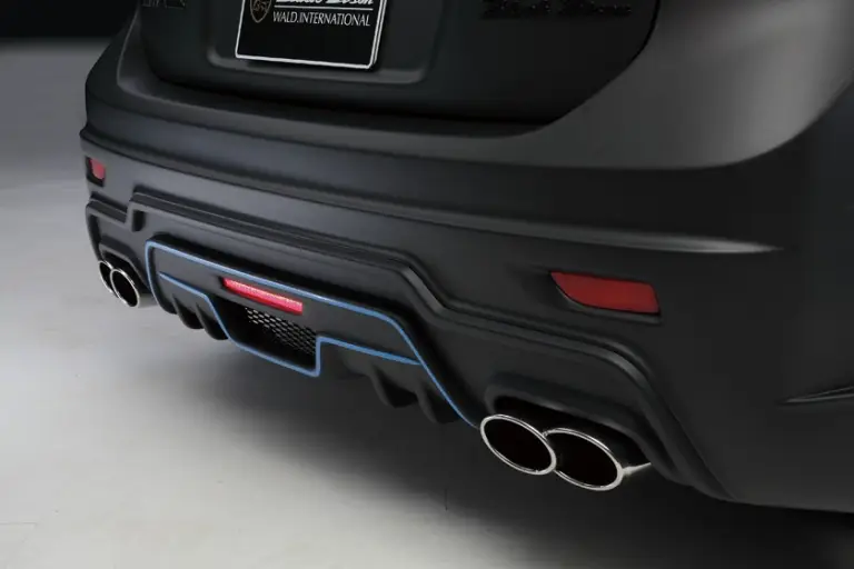Lexus CT 200h by Wald International - 5