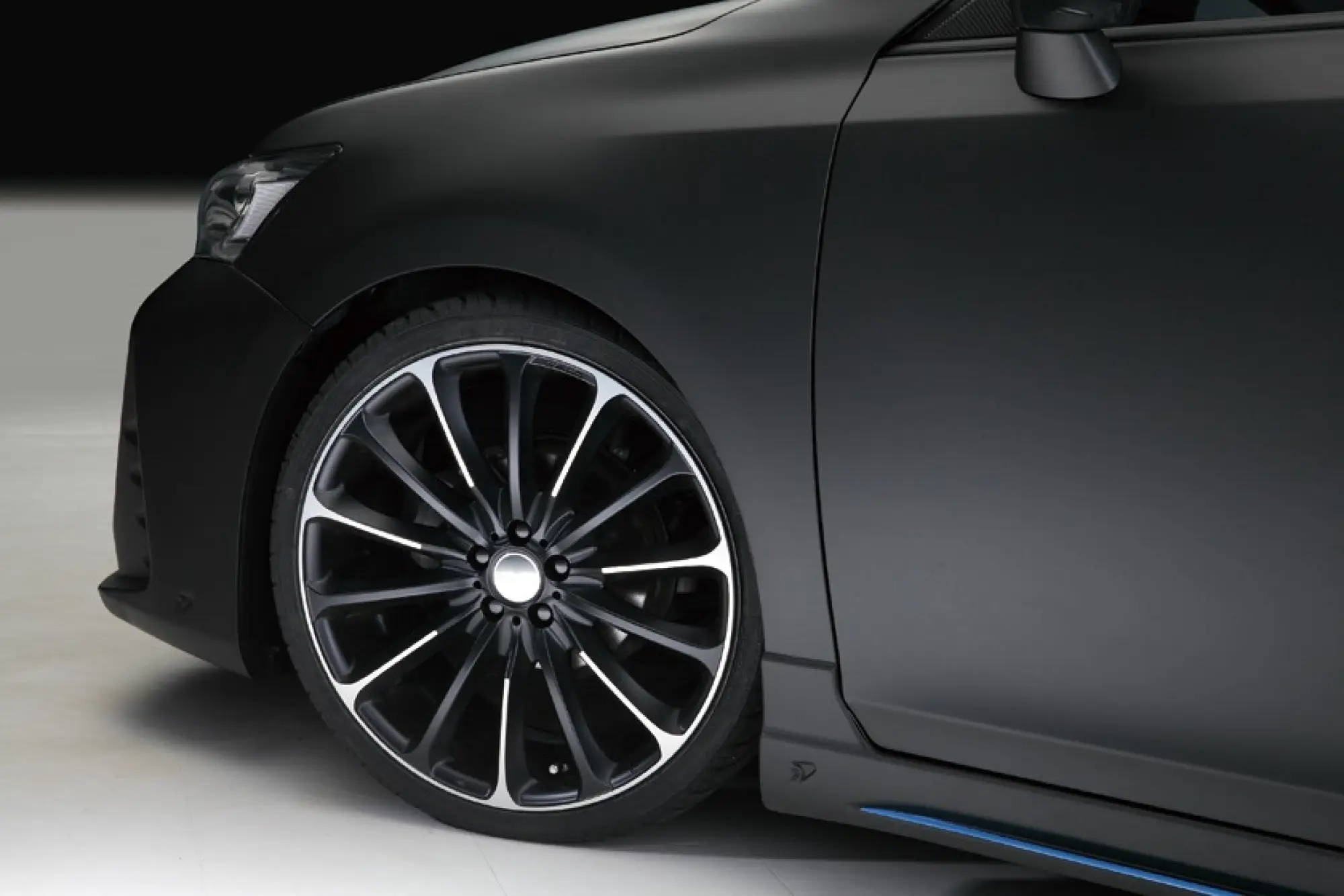 Lexus CT 200h by Wald International - 6