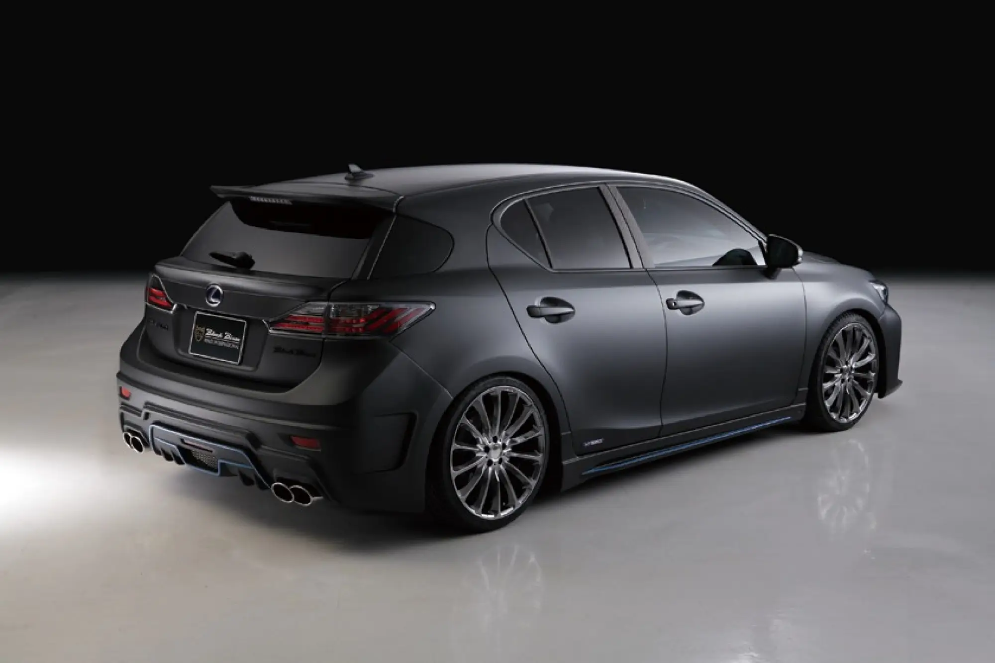 Lexus CT 200h by Wald International - 8