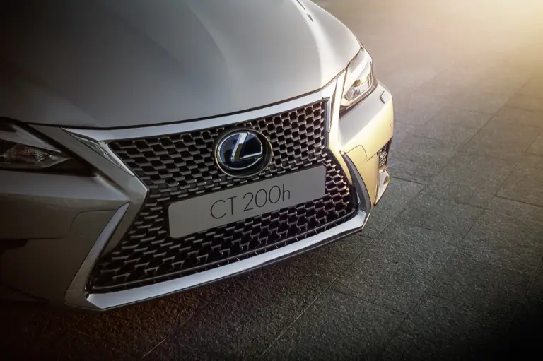 Lexus CT 200h e NX - modelli aggiornati - 15