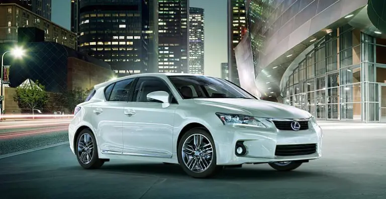 Lexus CT 200h Hybrid - 3