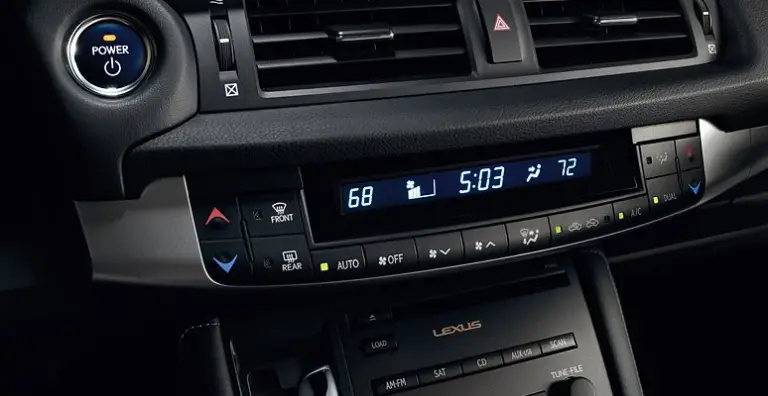 Lexus CT 200h Hybrid - 16
