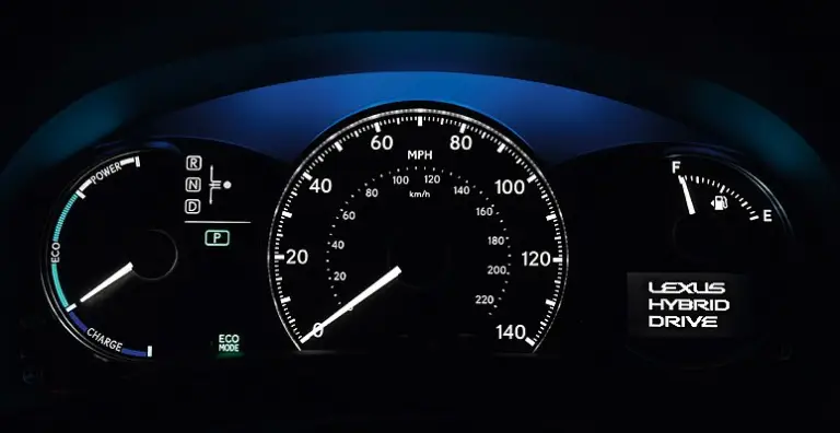 Lexus CT 200h Hybrid - 23