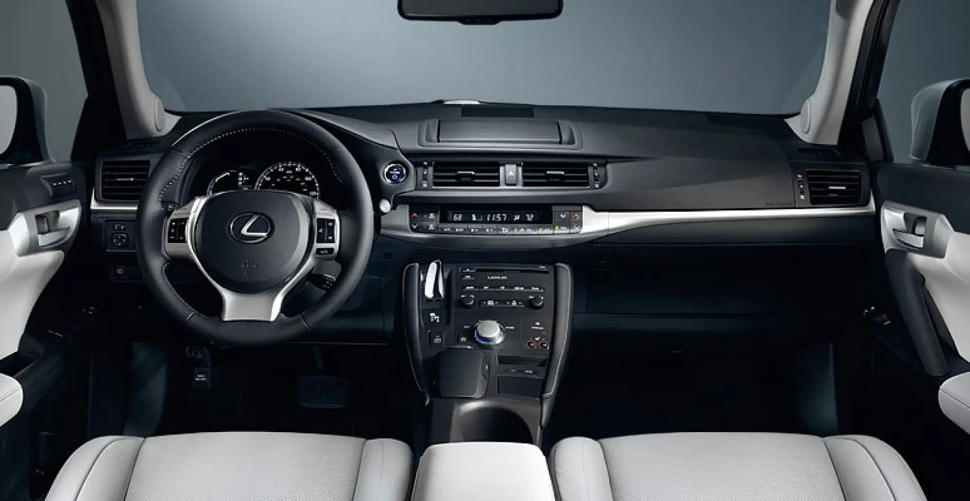 Lexus CT 200h Hybrid - 18