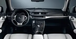 Lexus CT 200h Hybrid