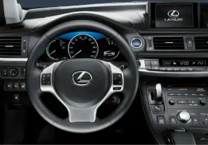 Lexus CT 200h - 2