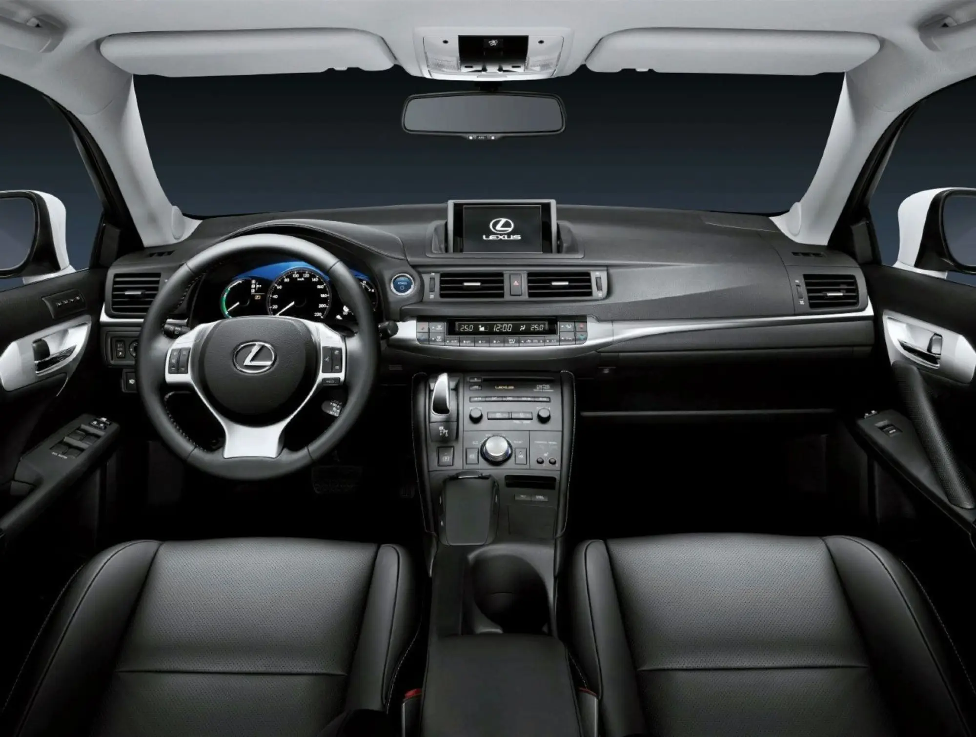 Lexus CT 200h - 10