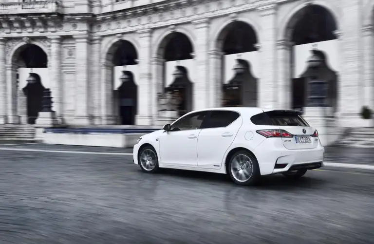 Lexus CT Hybrid 2014 - 6