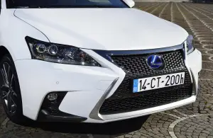 Lexus CT Hybrid 2014