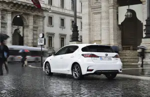 Lexus CT Hybrid 2014 - 16