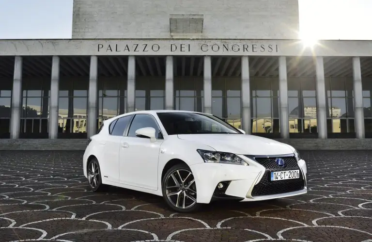 Lexus CT Hybrid 2014 - 20