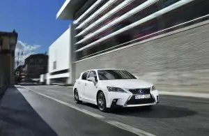 Lexus CT Hybrid 2014