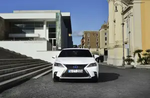 Lexus CT Hybrid 2014