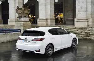 Lexus CT Hybrid 2014 - 28
