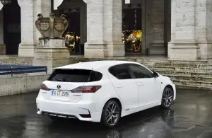 Lexus CT Hybrid 2014