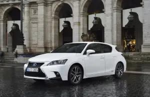 Lexus CT Hybrid 2014 - 33