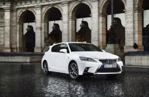 Lexus CT Hybrid 2014