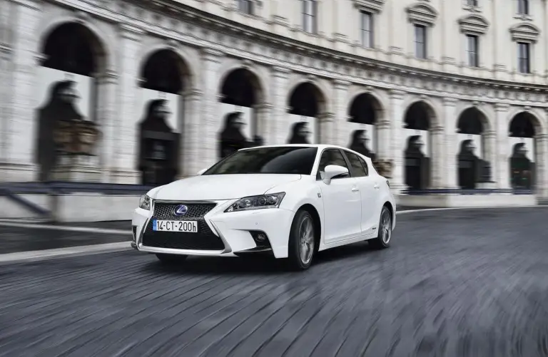 Lexus CT Hybrid 2014 - 46