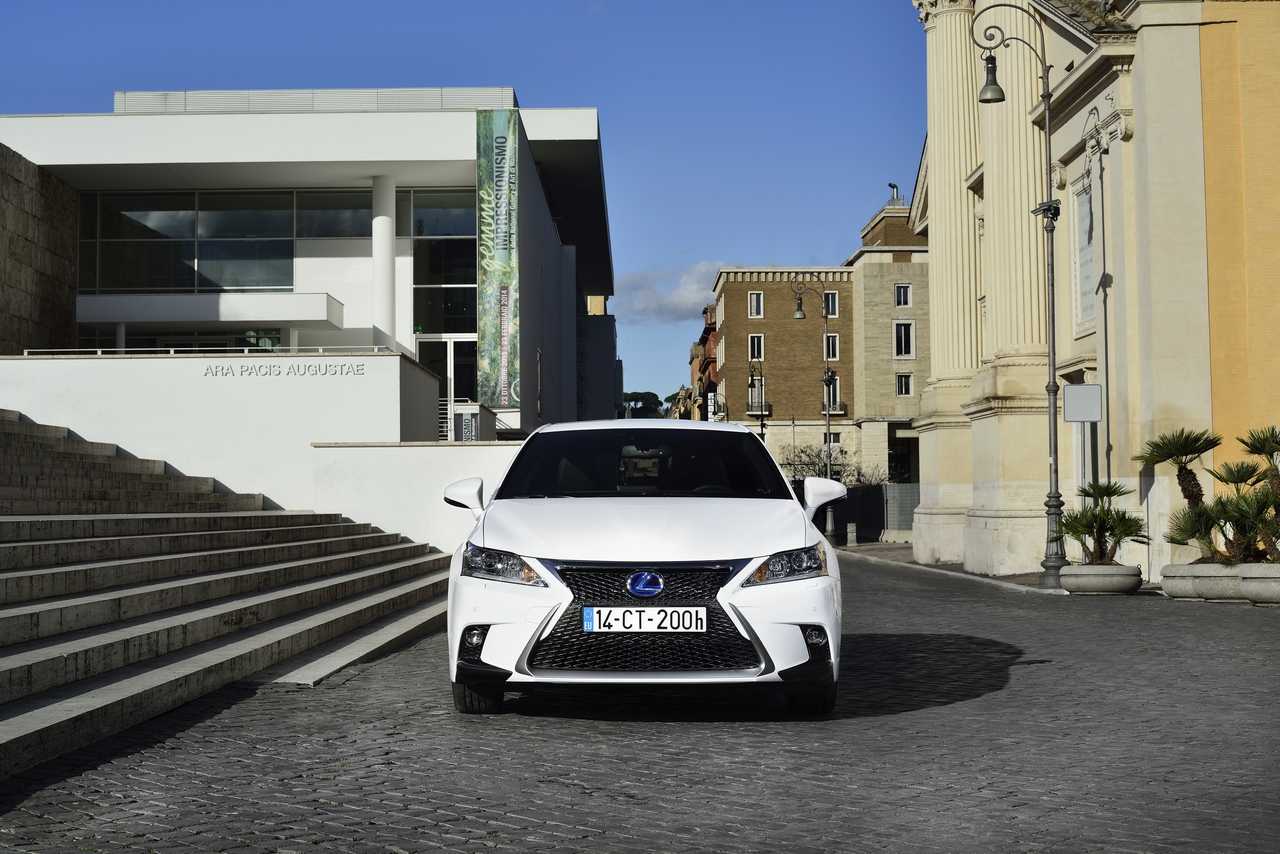 Lexus CT Hybrid