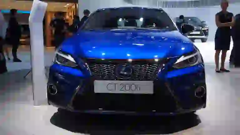 Lexus CT200h - Salone di Francoforte 2017 - 2