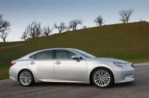 Lexus ES 2012