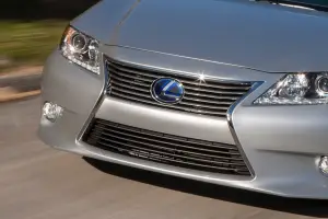 Lexus ES 2012